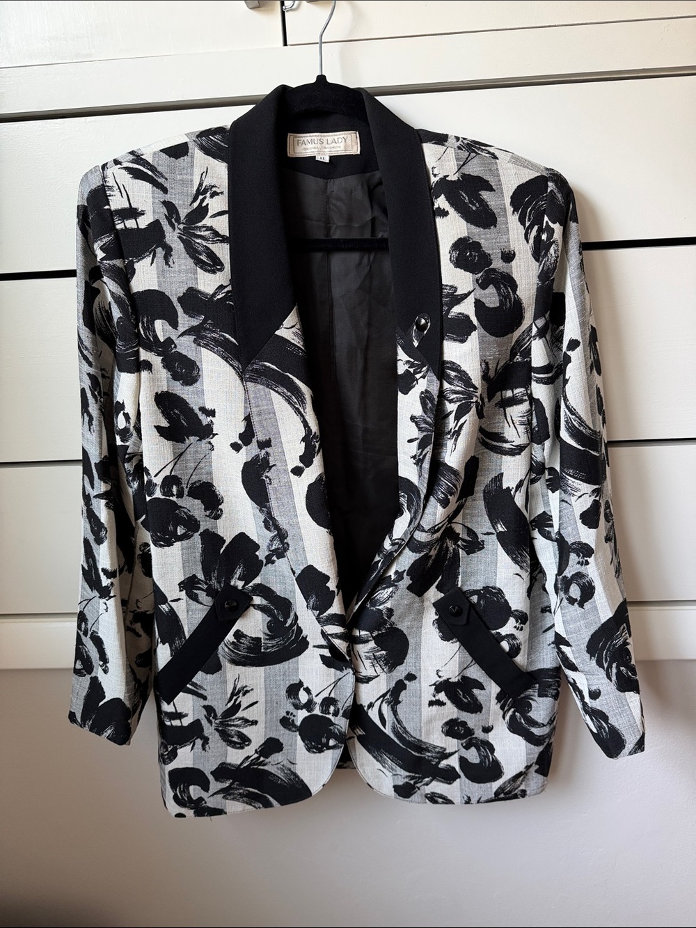 Famous Lady Black & White Floral Satin-Trim Blazer